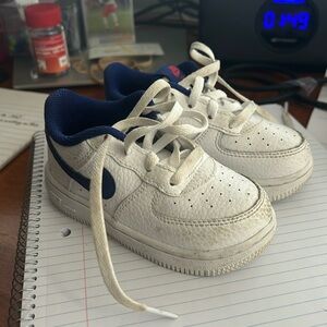 Boys Nike Force 1 size 7C
